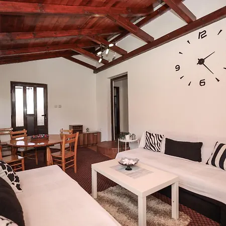 Vakantiehuis Kuca Za Odmor-aleksandra Divčibare